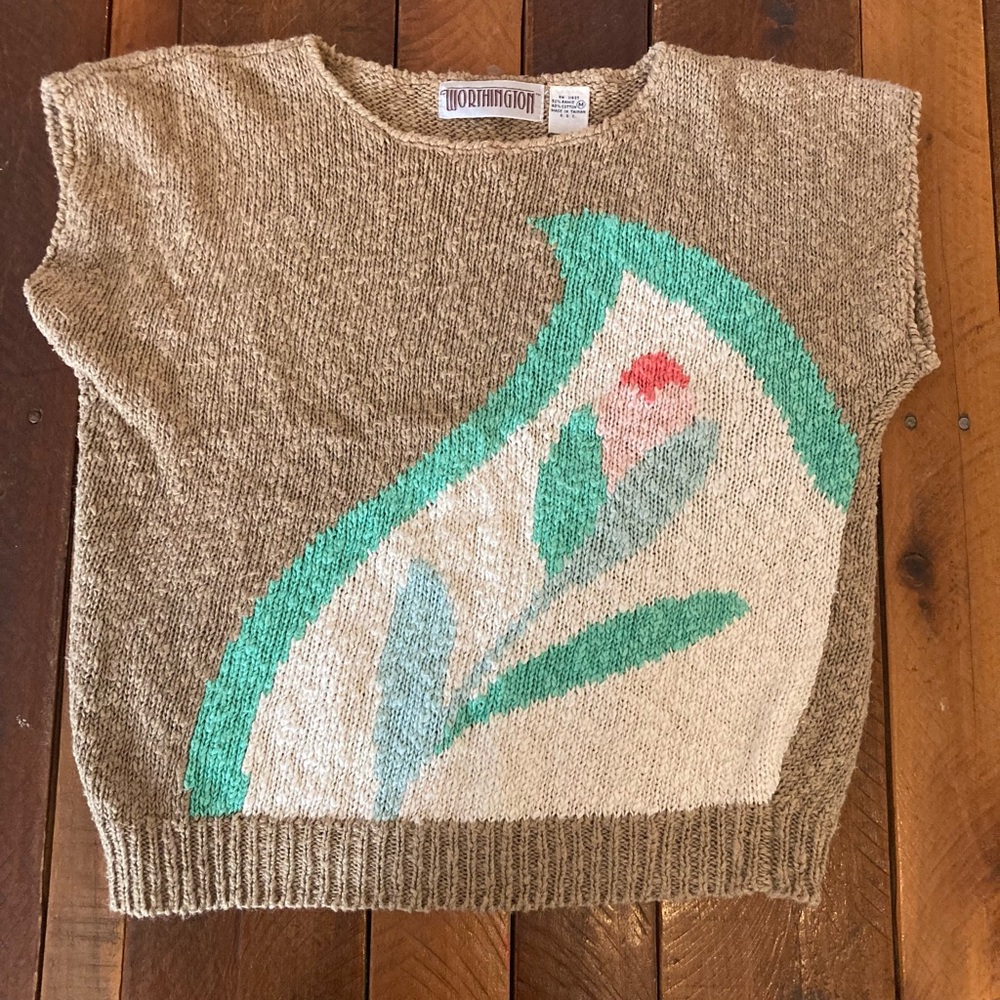 Women’s vintage Worthington sweater vest  Cotton Ramie Blend size medium flower